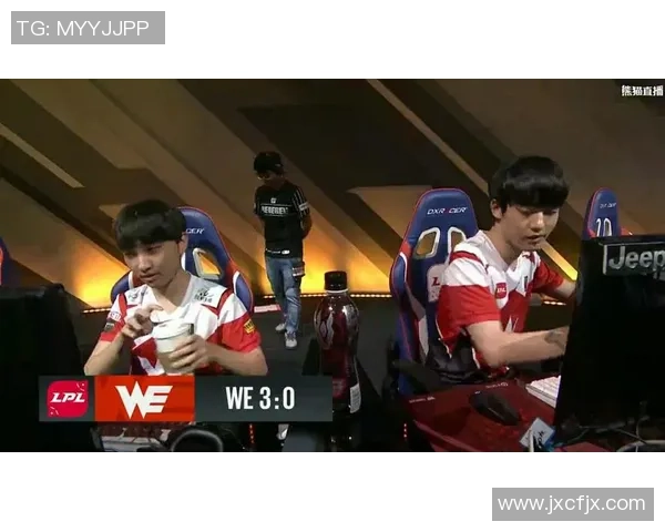 澳大利亚与日本足球比赛直播全程回顾与精彩瞬间分析